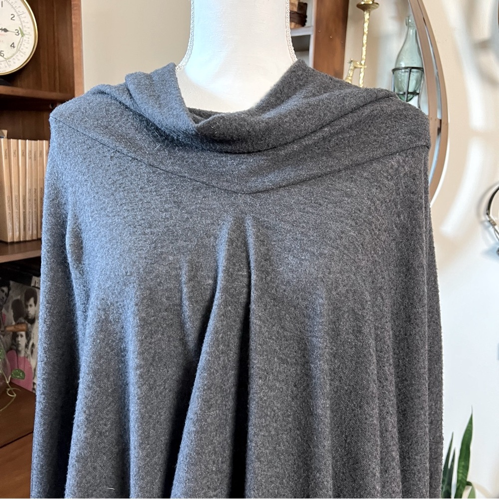 Soft Grey Poncho w/Sleeves (and thumb holes)